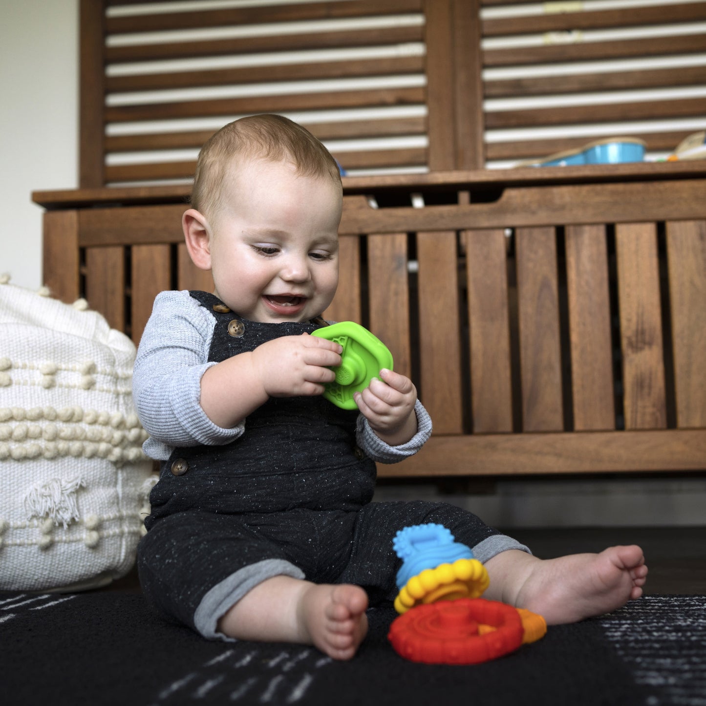 Stack & Teethe Multi-Textured Easy-To-Grasp 5-Piece Teether Toy Set, Ages 3 Months +