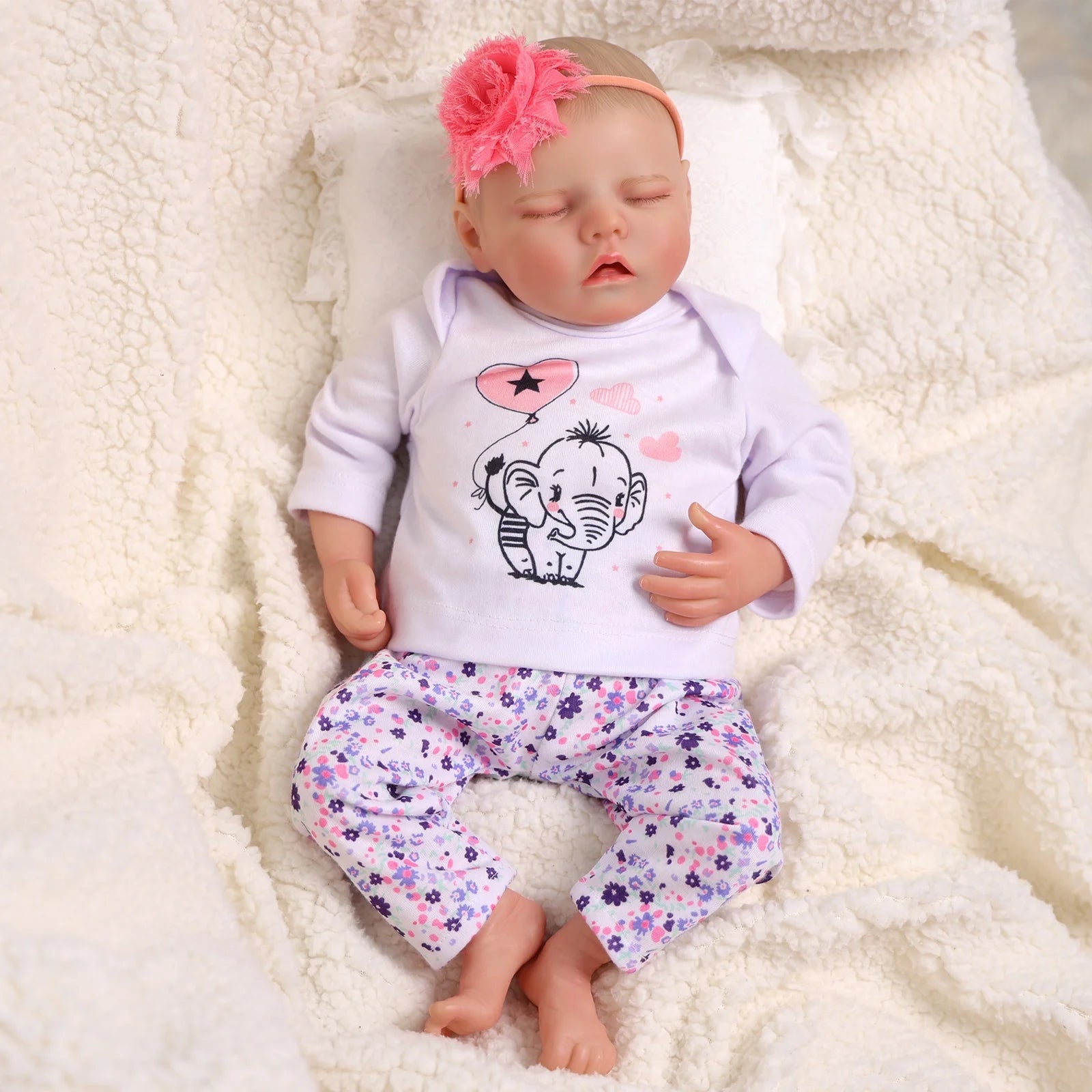 17 Inch Lifelike Reborn Baby Dolls Realistic Newborn Real Life Baby Girl with Accessories for Kids 3+