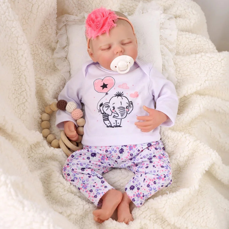 17 Inch Lifelike Reborn Baby Dolls Realistic Newborn Real Life Baby Girl with Accessories for Kids 3+