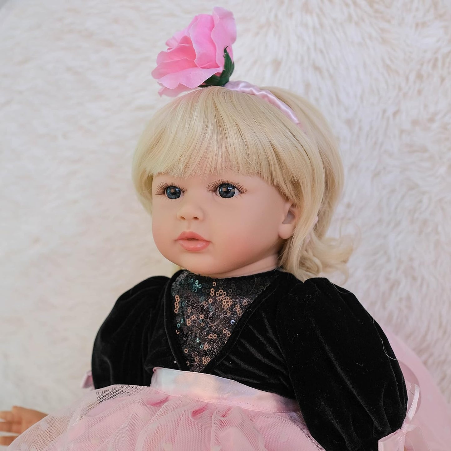 Reborn Baby Dolls Realitic Toddler Girl Silicone Vinyl 24 Inch Lifelike Newborn Toddlers Dolls Real Looking Blonde Hair Princess Girls Toys Weighted Handmade with Accessories Birthday Present